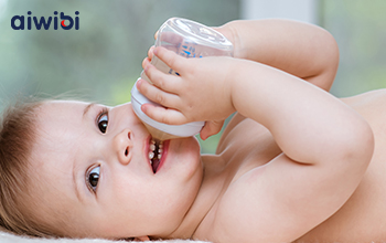 How to Get Baby to Take a Bottle