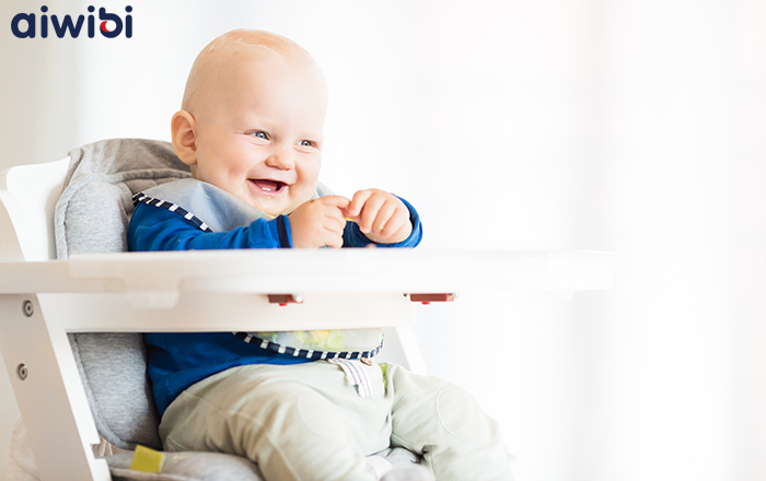Preventing Scoliosis in Babies: Pay Attention to These Three Critical Periods